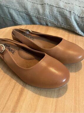 Softwalk sling back leather ballet flats in color cognac